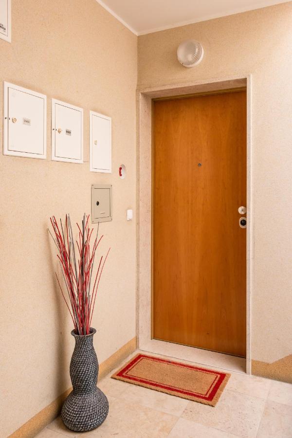 Best Of Principe Real Liberdade In The Heart Of Lisbon With Private Parking Exterior foto